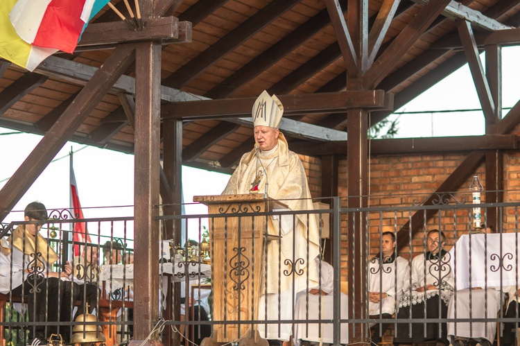 Inauguracja uroczystości u Królowej Polskiego Morza