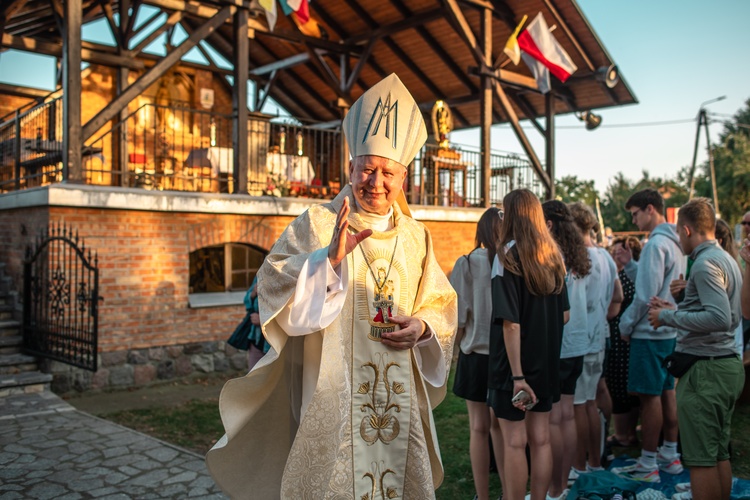 Inauguracja uroczystości u Królowej Polskiego Morza