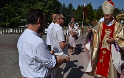 Dożynki diecezjalne w Kałkowie-Godowie