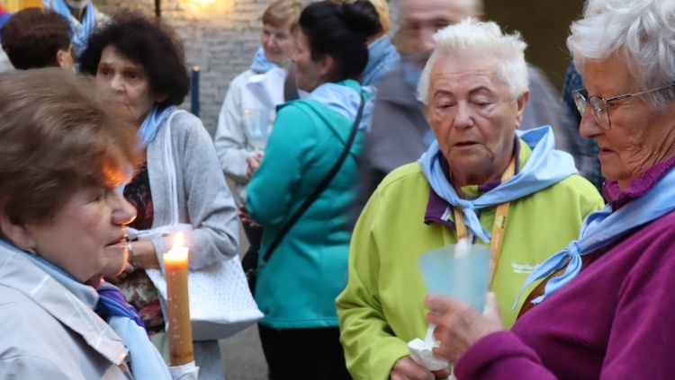 Pielgrzymka chorych do Lourdes - cz. 2