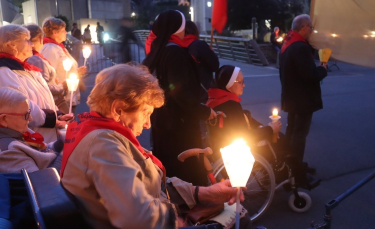 Pielgrzymka chorych do Lourdes - cz. 2