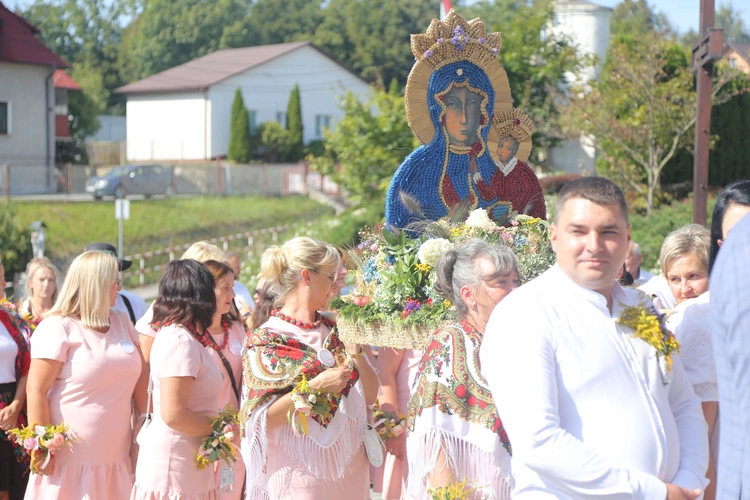 Dożynki gminy Trzciana