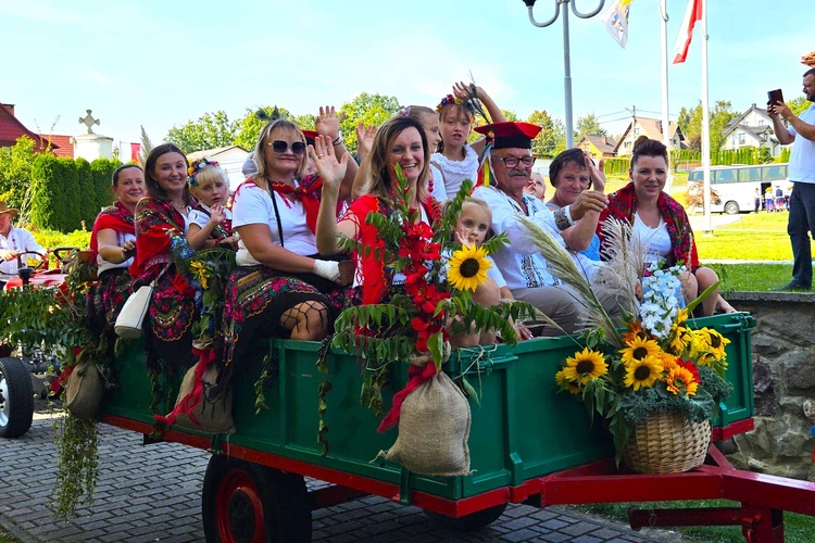 Dożynki gminy Trzciana