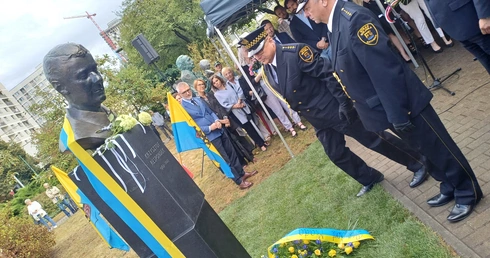 Krzysztof Respondek w Galerii Artystycznej Katowic