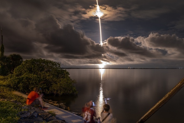 Po wielu opóźnieniach wystartowała rakieta Falcon 9