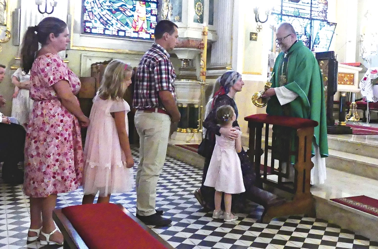  	Wierni mogli uczcić relikwie krakowskiej prekursorki pielęgniarstwa domowego.