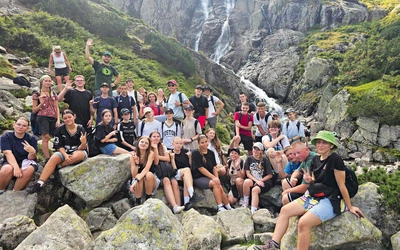 	Uczestnicy na szlaku.