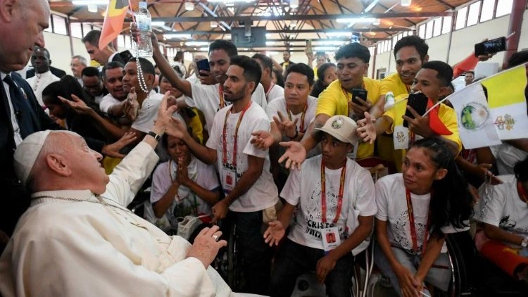 Papież do młodzieży: młody człowiek bez marzeń jest "życiowym emerytem"