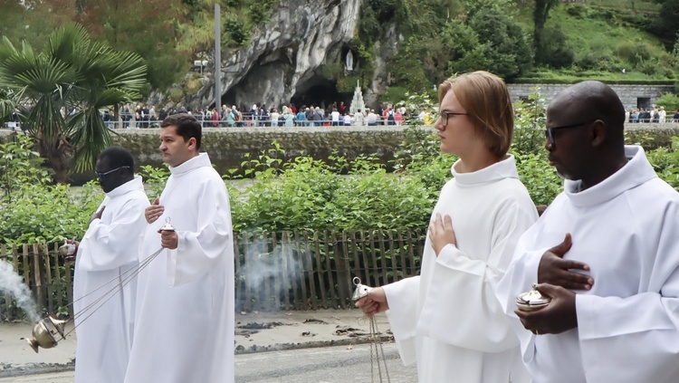 Pielgrzymka chorych do Lourdes - cz.6