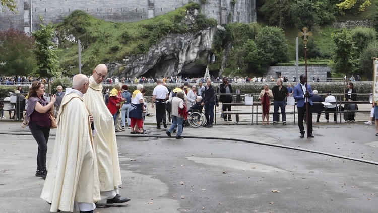 Pielgrzymka chorych do Lourdes - cz.6