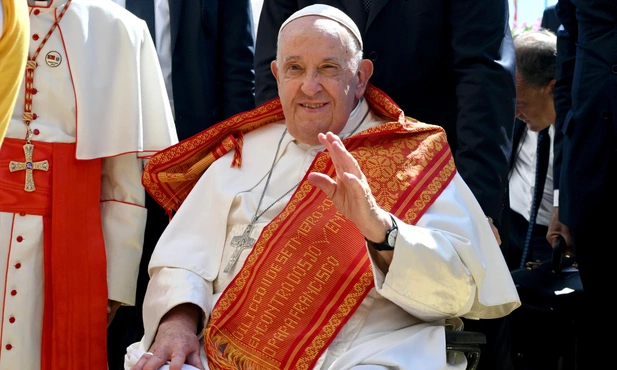 Papież do duchowieństwa Timoru Wschodniego: strzeżcie i szerzcie woń Chrystusa