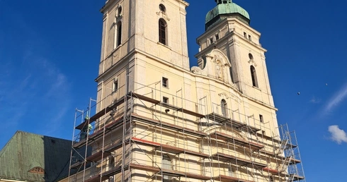 Kościół Świętej Rodziny w Pile wypięknieje