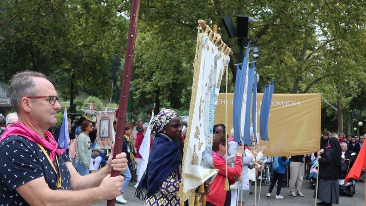 Pielgrzymka chorych do Lourdes - cz.7