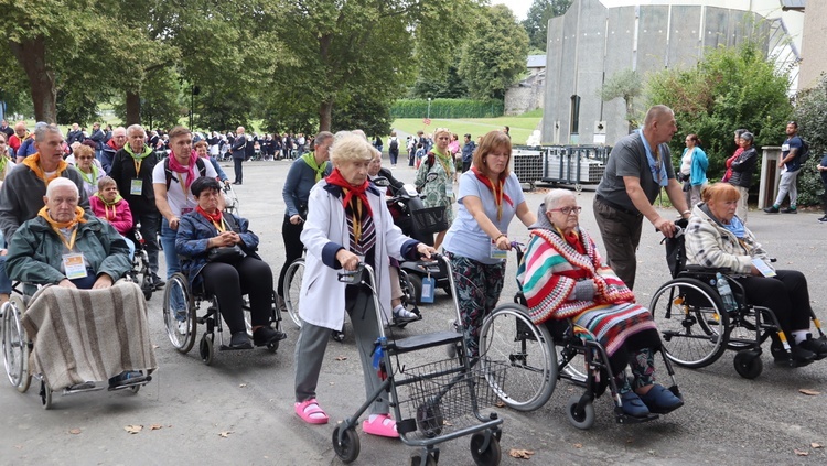 Pielgrzymka chorych do Lourdes - cz.7