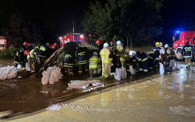 Strażacy w akcji. Jeszcze w nocy. Głuchołazy