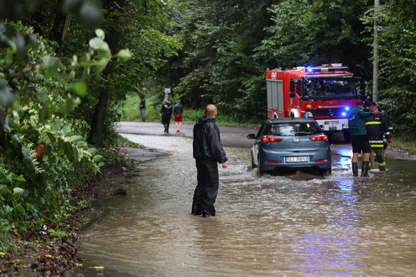 Śląskie: Pogotowie przeciwpowodziowe w powiecie cieszyńskim
