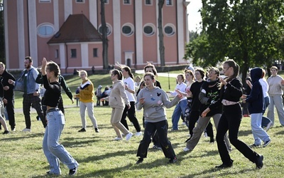 Spójrz na Jezusa. Spotkanie młodzieży w Skrzatuszu