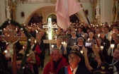 Nabożeństwo ze świecami na Górze Świętej Anny