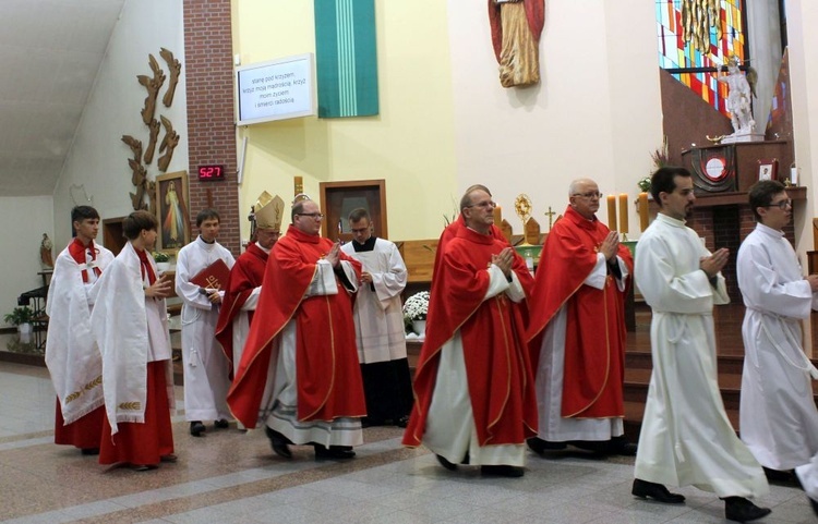 25 lat obecności Krzyża Papieskiego   