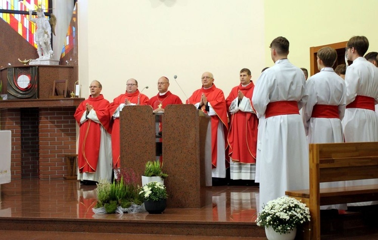 25 lat obecności Krzyża Papieskiego   