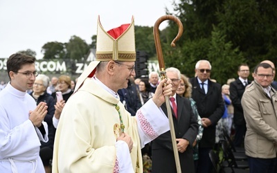 Abp Tadeusz Wojda przewodniczył Mszy św. odpustowej w Skrzatuszu