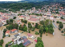 Caritas uruchamia ogólnopolską zbiórkę na pomoc powodzianom
