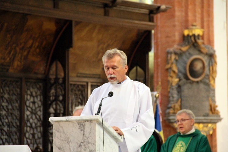 Msza św. z relikwiami św. Doroty i św. Stanisława w intencji powodzian