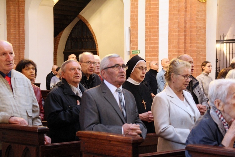 Msza święta z relikwiami św. Doroty i św. Stanisława w intencji powodzian