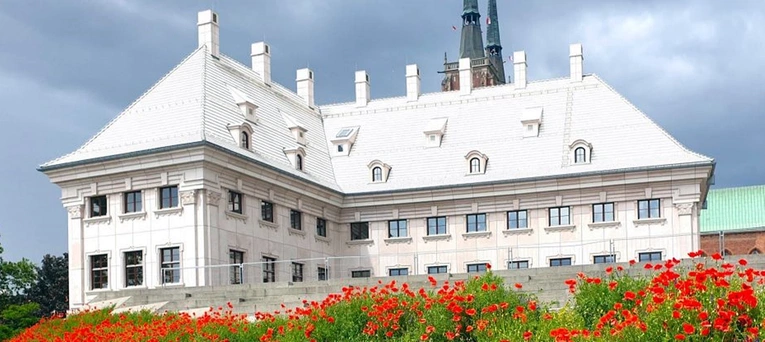 Wrocław szykuje się na wielką wodę. Ratują Archiwum Archidiecezjalne