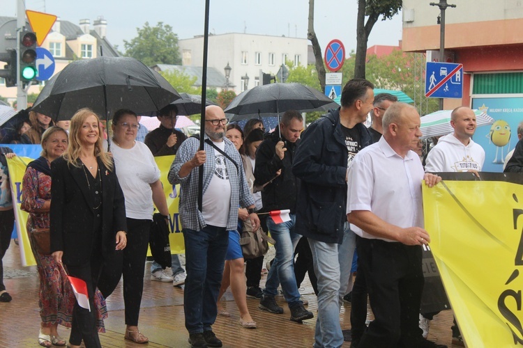 Ciechanów. Marsz dla Życia i Rodziny