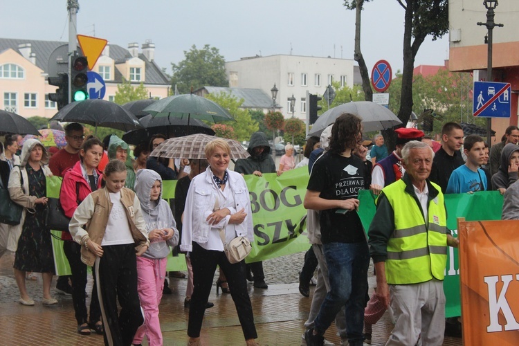 Ciechanów. Marsz dla Życia i Rodziny