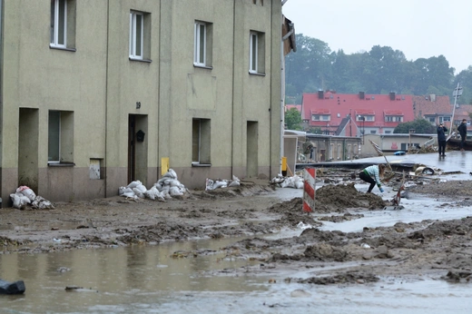 Głuchołazy po opadnięciu wody