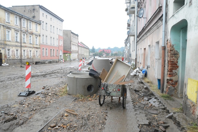 Głuchołazy po opadnięciu wody