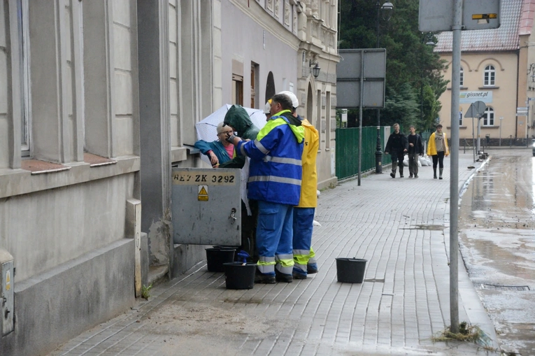 Głuchołazy po opadnięciu wody