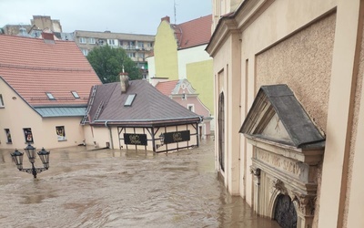 Caritas Archidiecezji Wrocławskiej uruchamia zbiórkę finansową dla powodzian