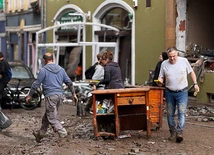 Caritas powodzianom