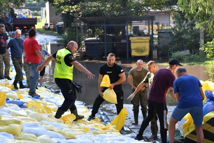 Przez Żagań przechodzi fala kulminacyjna