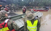 Kolejny dzień ciężkiej służby w walce z żywiołem