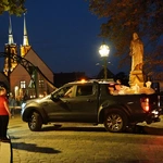 Ostrów Tumski przygotowuje się na falę powodziową