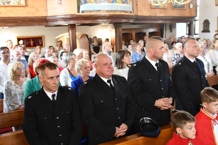 Dziękowali za 50 lat parafii w Różankach