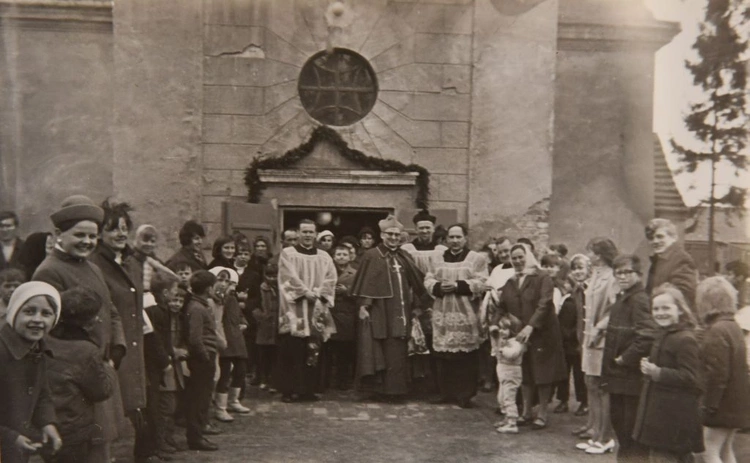 Dziękowali za 50 lat parafii w Różankach