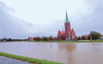 Sytuacja pogodowa spowodowała wiele zniszczeń.