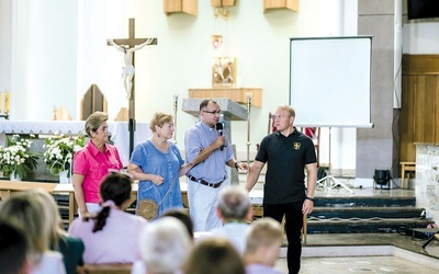 	Jednym z prelegentów był  ks. dr Rafał Pabich.