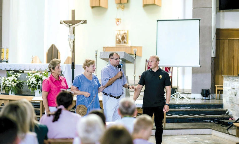 	Jednym z prelegentów był  ks. dr Rafał Pabich.
