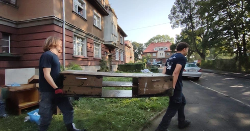 Skauci wsparli powodzian