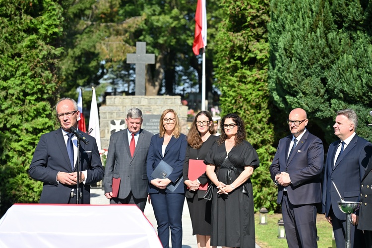 Uroczystości pogrzebowe nieznanego żołnierza