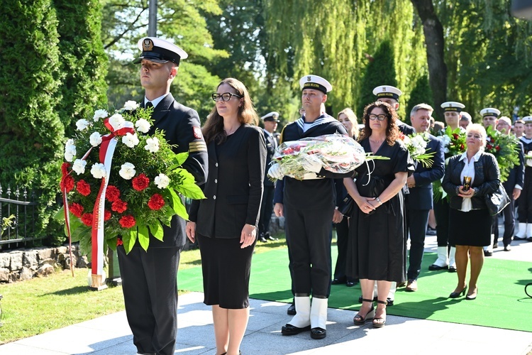 Uroczystości pogrzebowe nieznanego żołnierza