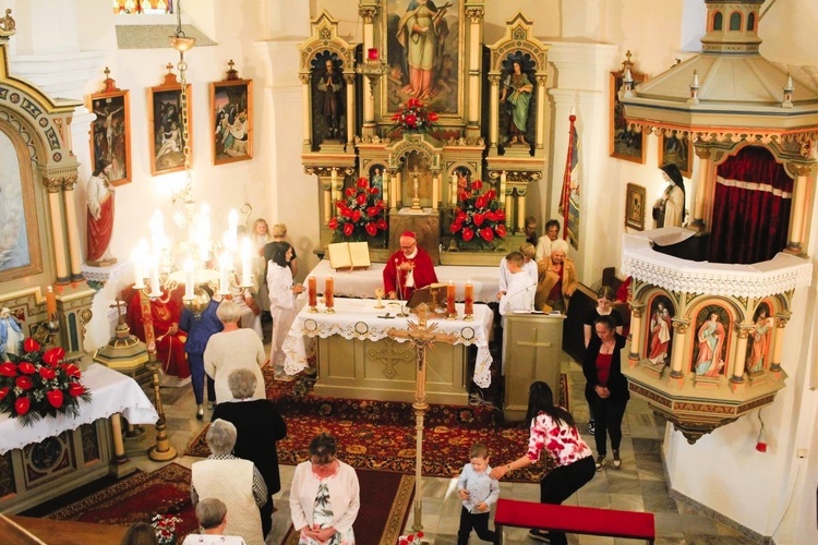 Poświęcenie kościoła św. Tekli w Wódce po remoncie