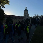 Nocna pielgrzymka młodzieży