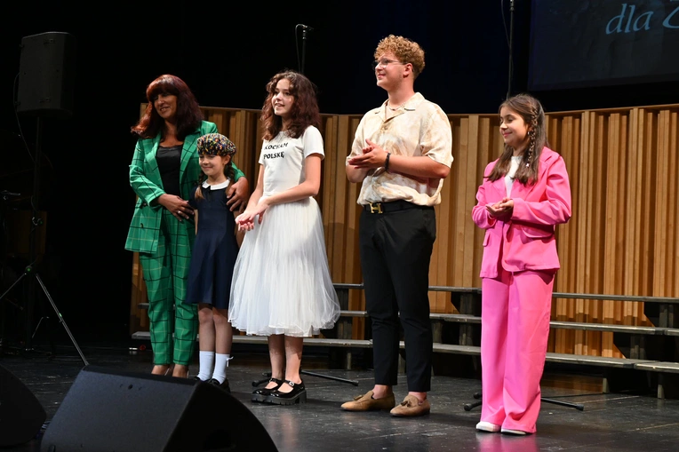 Zaśpiewali i pomogli